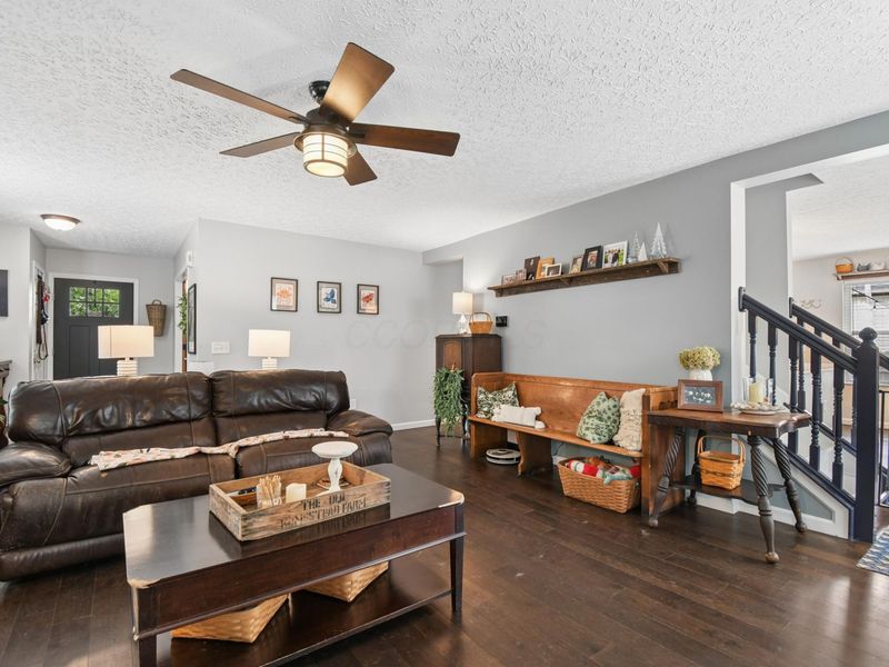 430 Flat River Street , Pickerington, OH 43147 Photo 5