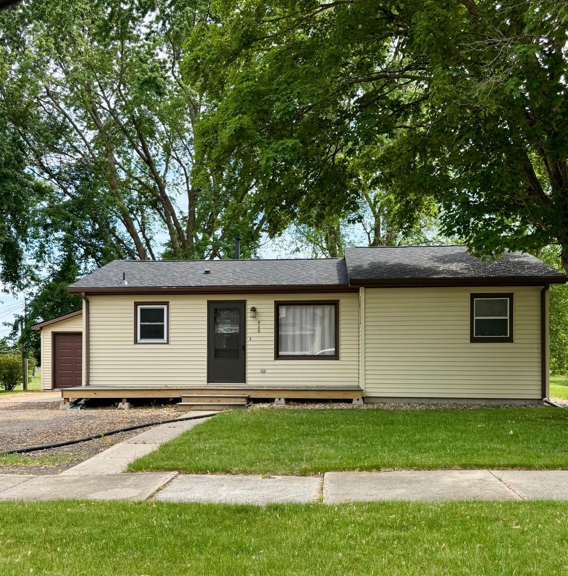 520 13th Street, Howard Lake, MN 55349