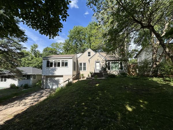 1233 Maywood Street, Saint Paul, MN 55117