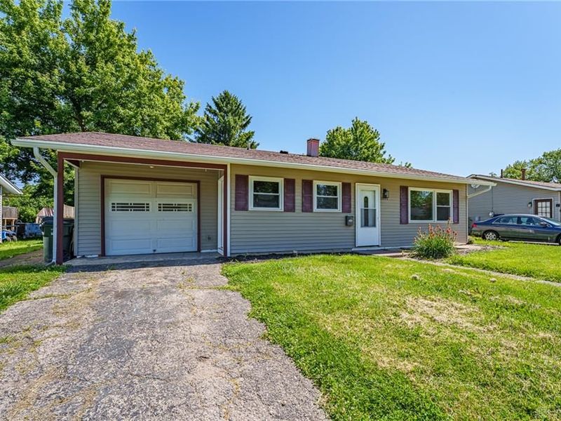 1091 June Drive, Xenia, OH 45385 Photo 4