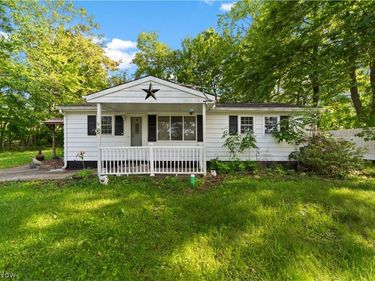 41511 Hazelwood Street, Elyria, OH 44035