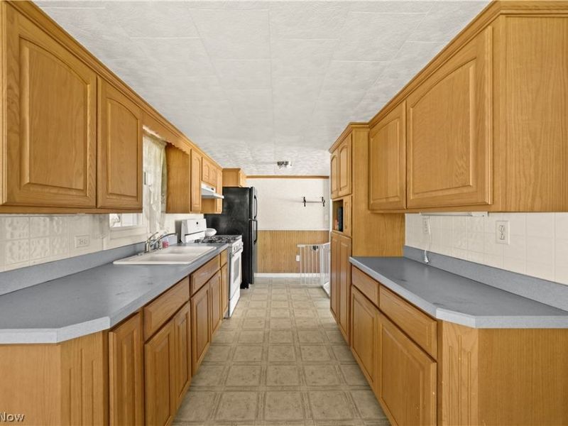 41511 Hazelwood Street, Elyria, OH 44035 Photo 7