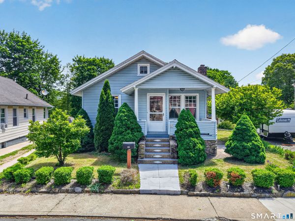 43 Hedge , Norwich, CT 06360
