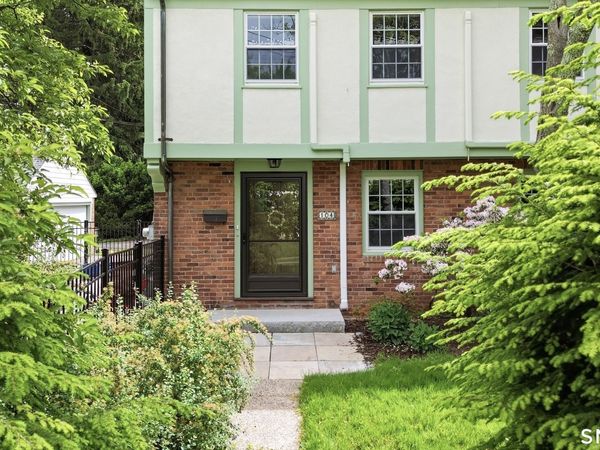 104 Newport, West Hartford, CT 06107