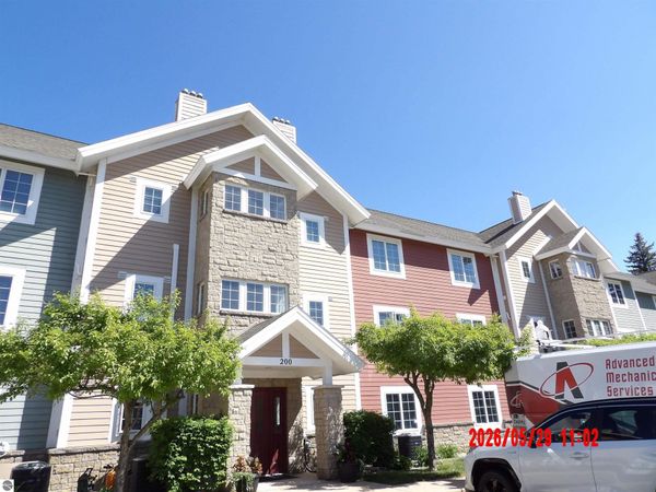 1246 Sunnyside, Unit 203, 4 &am, Cadillac, MI 49601