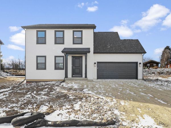 334 wild rose Way, Unit 46, Stoughton, WI 53589