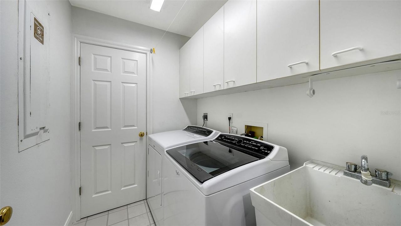 3460 Winding Oaks Drive, Unit 38, Longboat Key, FL 34228 Photo