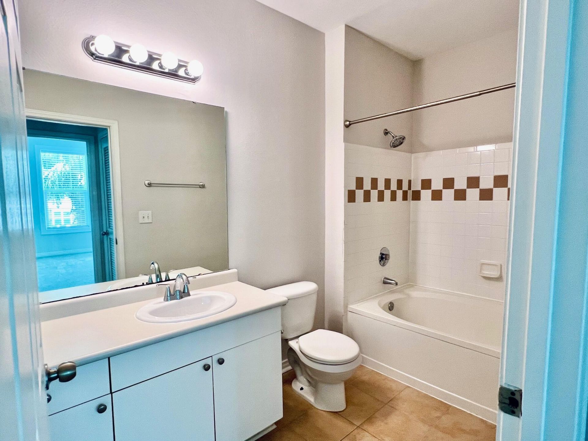 130 River Landing Drive Photo 10
