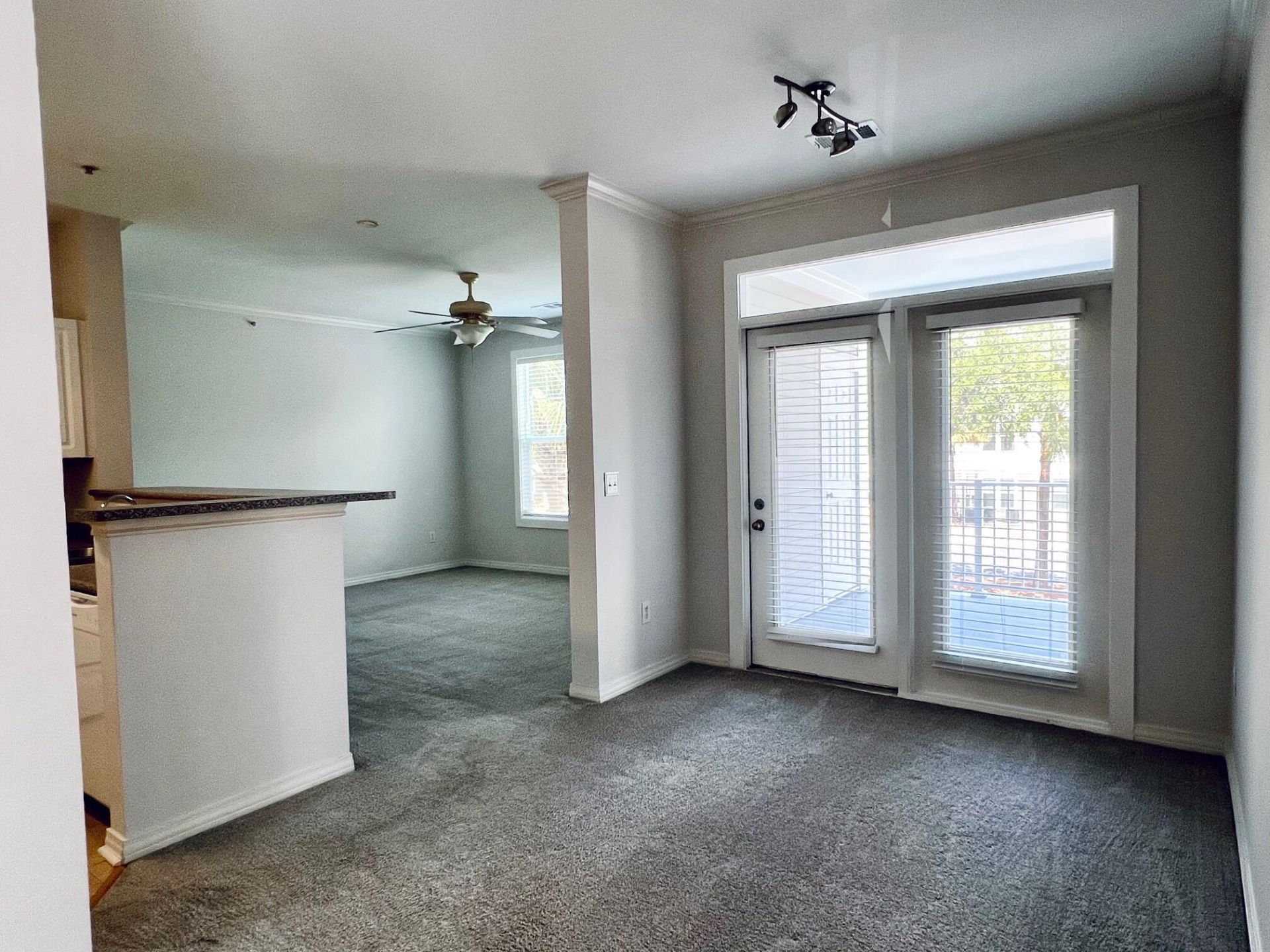 130 River Landing Drive Photo 5