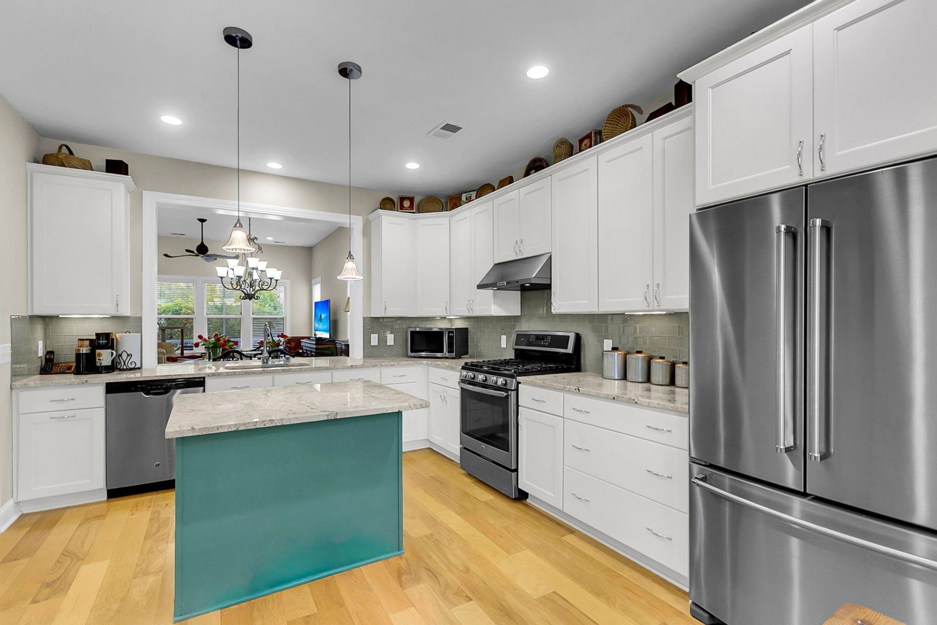 4020 Wood Violet Lane Photo 4