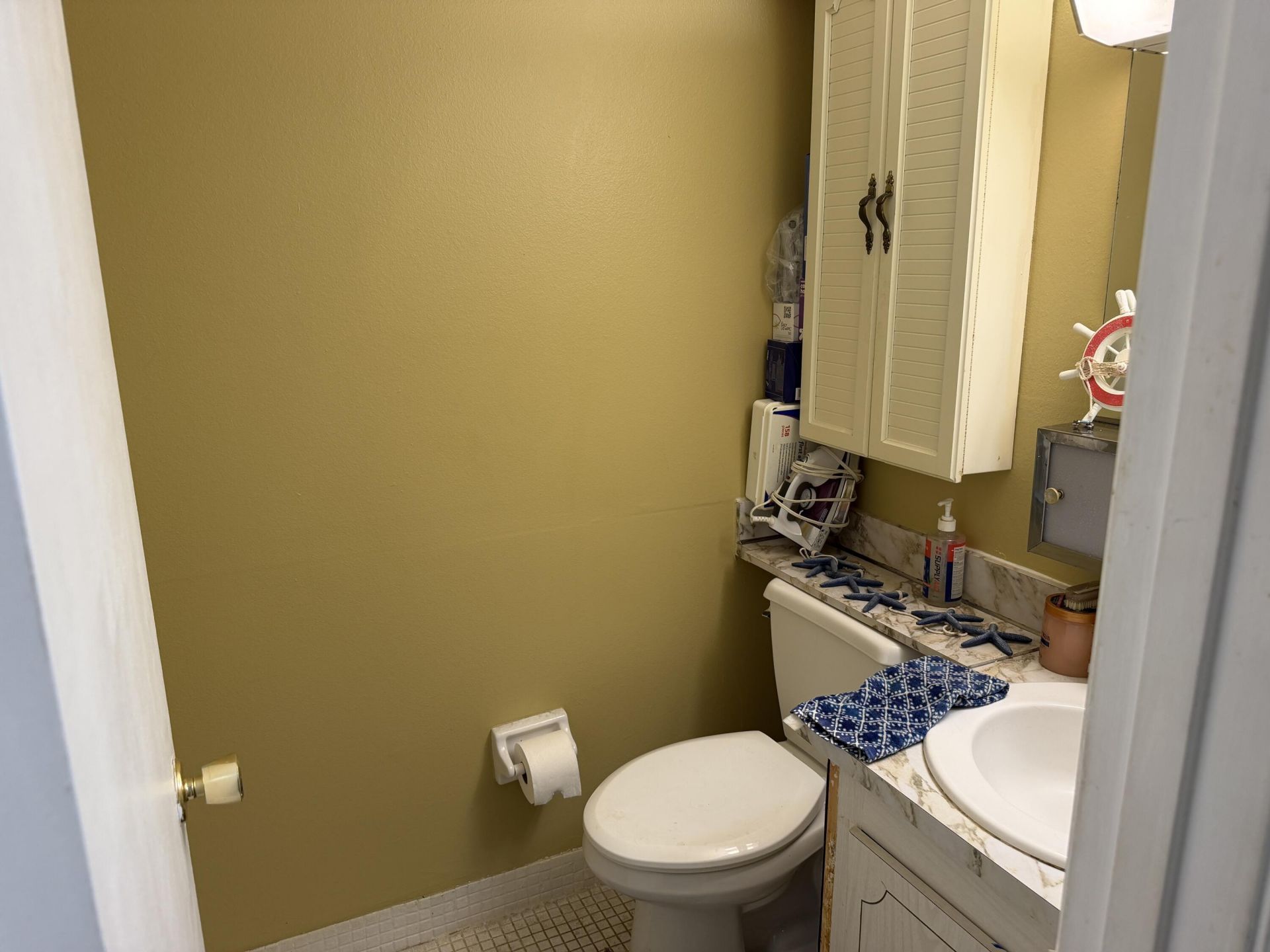 500 Village Green Circle W, Unit 214, Palm Springs, FL 33461 Photo