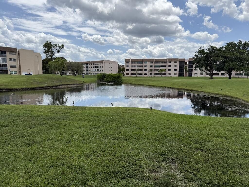 2551 NW 103rd Avenue, Unit 107, Sunrise, FL 33322 Photo
