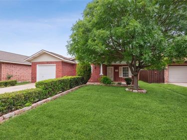 4043 Gray Oak Place , Dallas, TX 75212