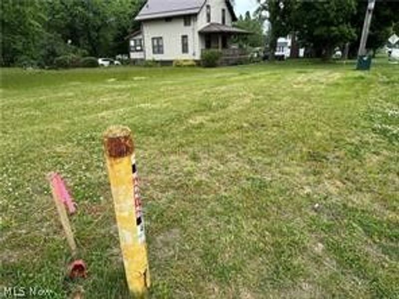 320 W Main Road, Conneaut, OH 44030 Photo 7