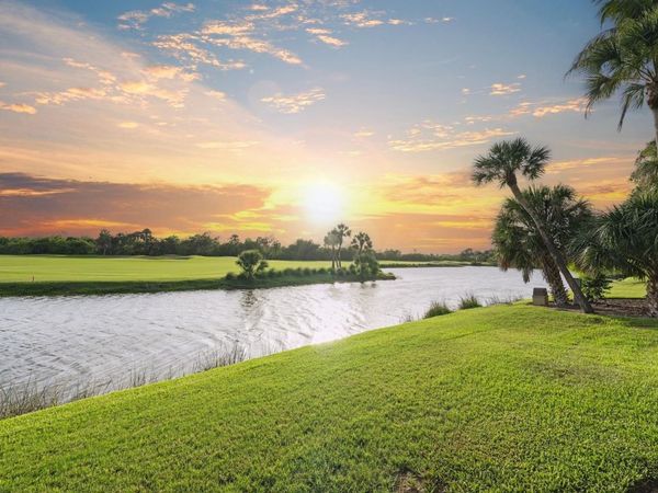 2711 Wulfert Road, Sanibel, FL 33957