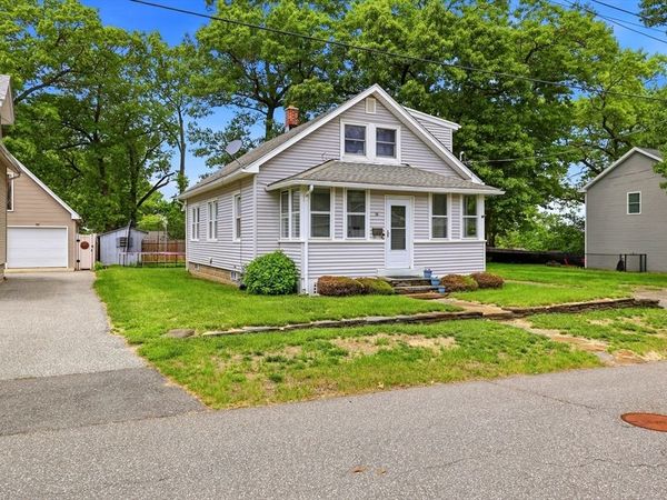 74 Rochester Street, Chicopee, MA 01020