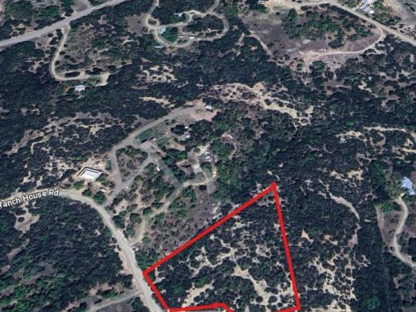 221 Ranch House RD, Wimberley, TX 78676