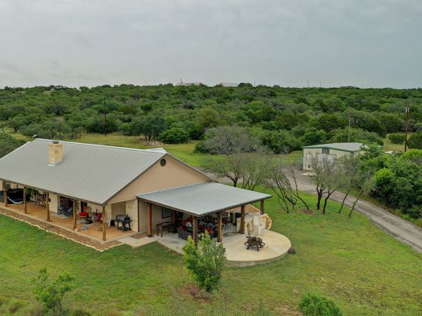 8177 Wendel Road, Harper, TX 78631
