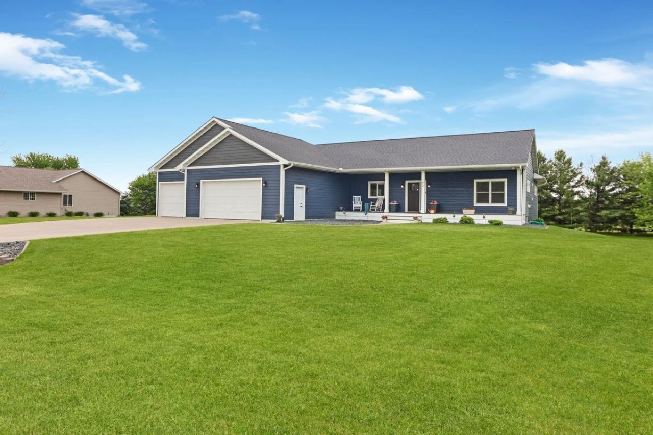 270 Johnson Parkway , Hammond, WI 54015