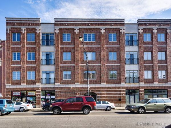 1453 W Irving Park Road , Unit 304, Chicago, IL 60613