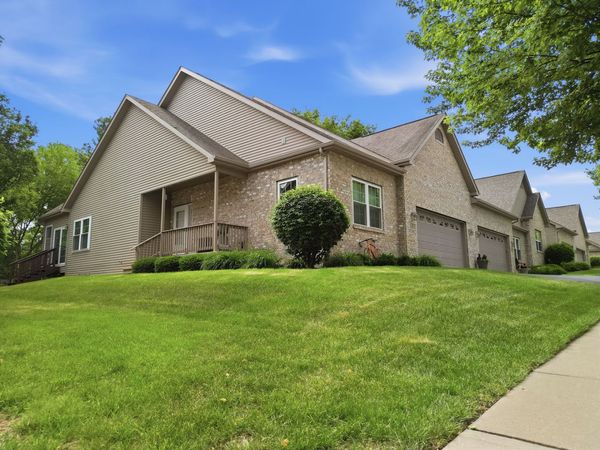 1676 Overlook Drive , Dixon, IL 61021
