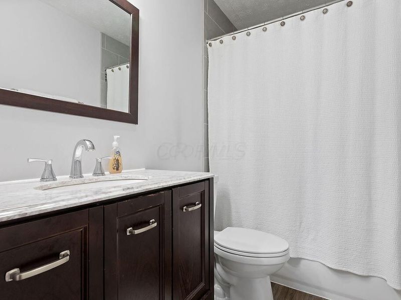 4837 Stoneybrook Boulevard, Unit 30B, Hilliard, OH 43026 Photo 15