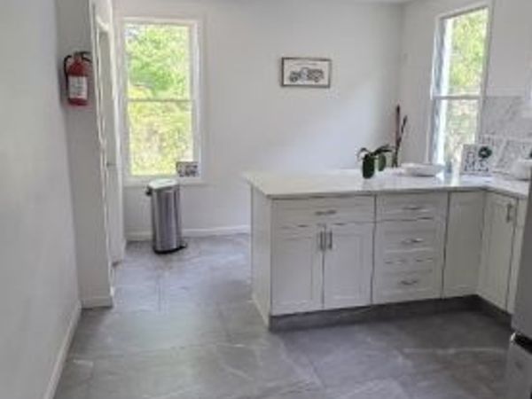 35 Vernon Ave, Newark, NJ 07108