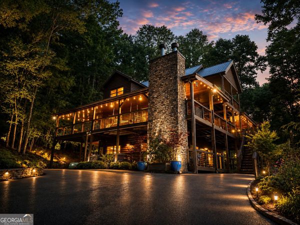 135 Bandit Lane, Blue Ridge, GA 30513