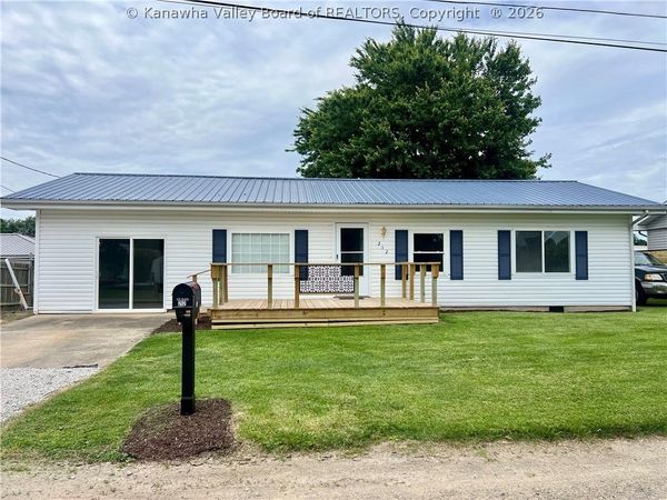 212 Dogwood Drive, Millwood, WV 25262