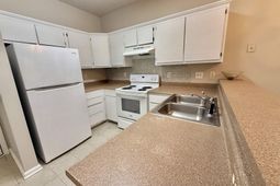 492 River Oak Dr.  photo 4