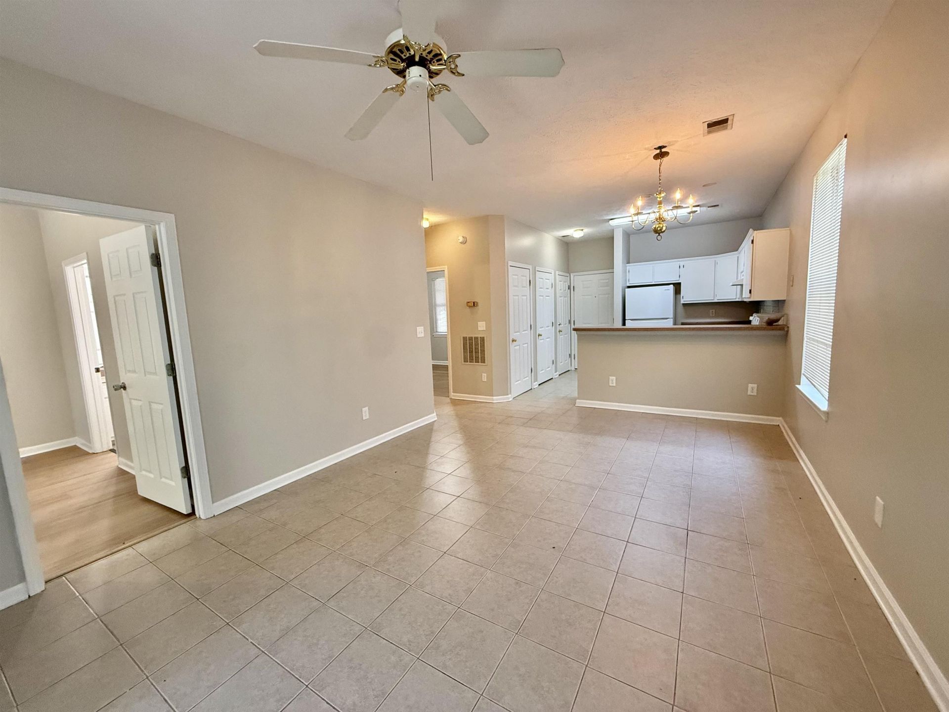 492 River Oak Dr.  Photo 8