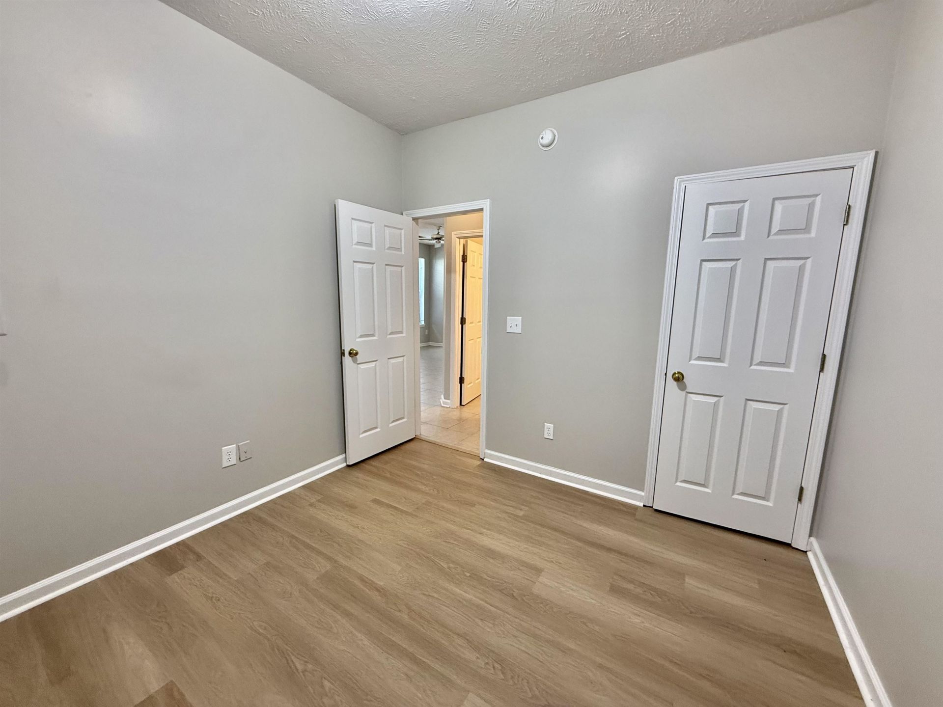 492 River Oak Dr.  Photo 9