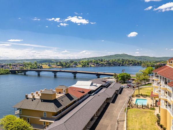 130 GRAND ISLE Drive, Unit 1D, Hot Springs, AR 71913