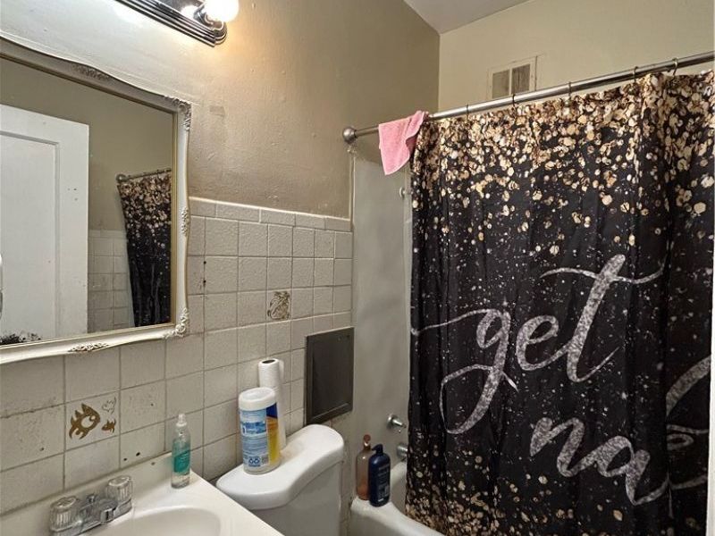 1467 E 173rd Street, Cleveland, OH 44110 Photo 5