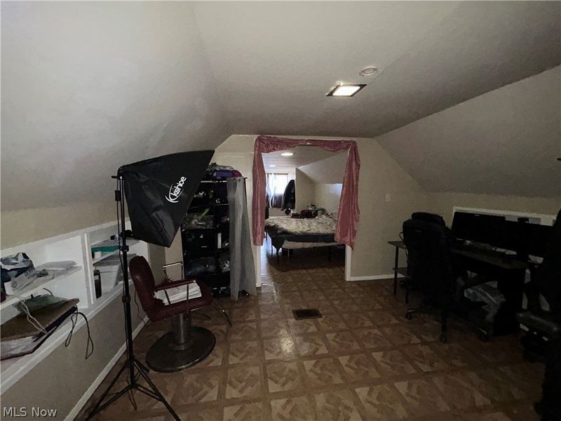 1467 E 173rd Street, Cleveland, OH 44110 Photo 8
