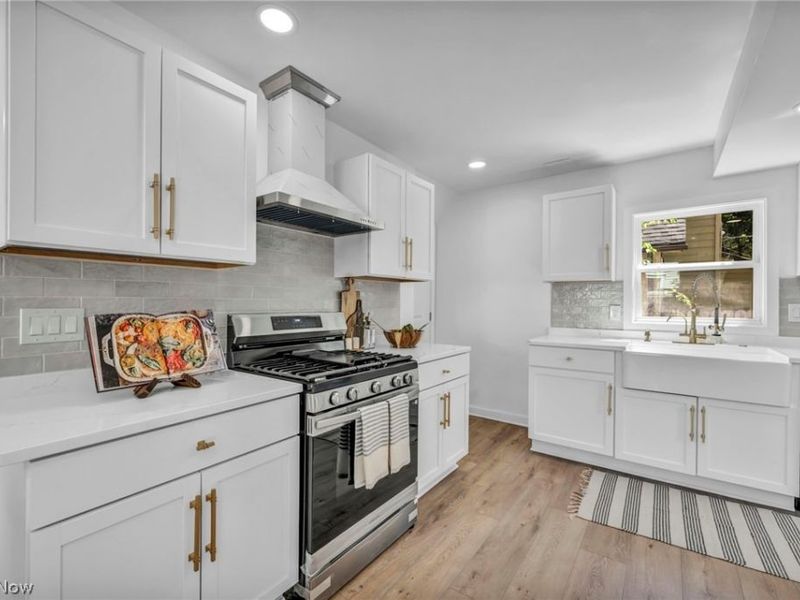3124 E Overlook Road , Cleveland Heights, OH 44118 Photo 18