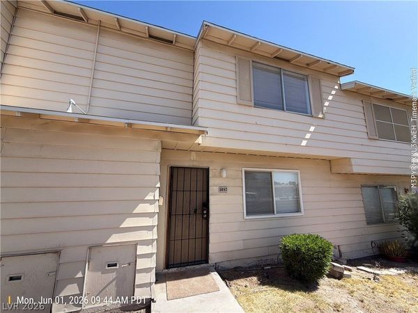 5092 Mountain Vista Street , Las Vegas, NV 89120