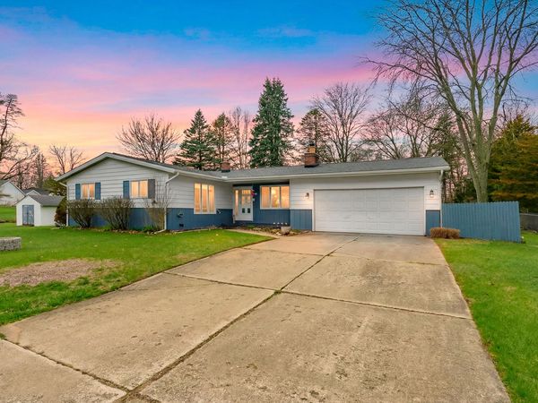 159 Kings Lane, Battle Creek, MI 49014