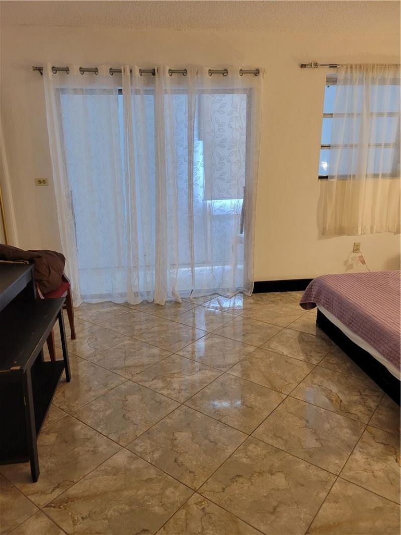 20337 NE 2nd Avenue, Miami, FL 33179 Photo