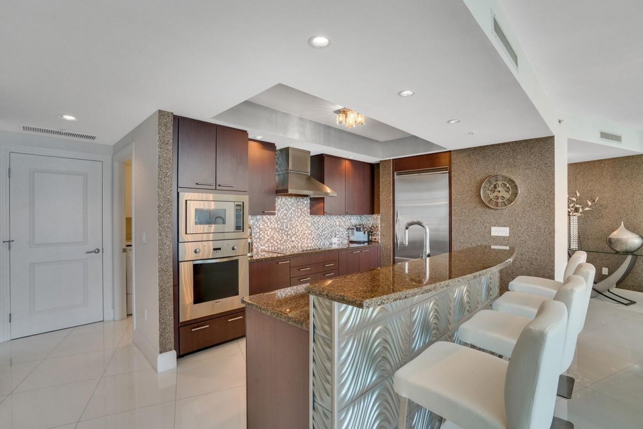 1 N Ocean Boulevard, Unit 903, Pompano Beach, FL 33062 Photo