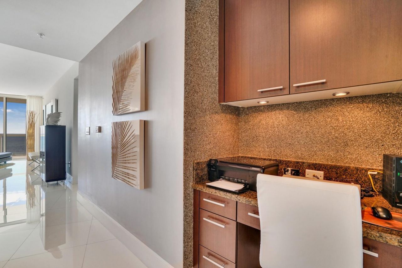 1 N Ocean Boulevard, Unit 903, Pompano Beach, FL 33062 Photo