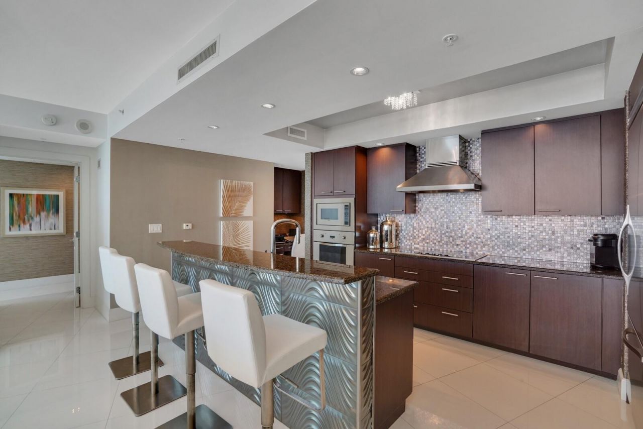 1 N Ocean Boulevard, Unit 903, Pompano Beach, FL 33062 Photo