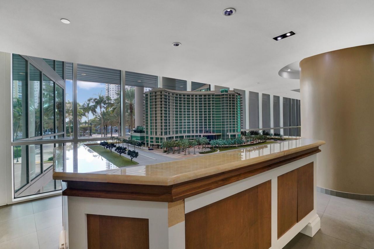 1 N Ocean Boulevard, Unit 903, Pompano Beach, FL 33062 Photo