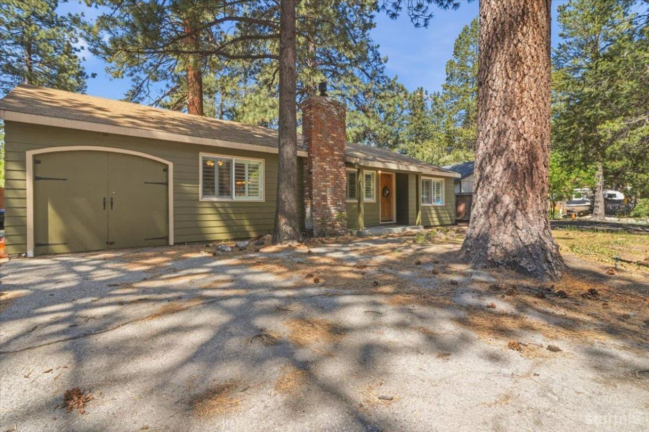 838 Tahoe Keys Boulevard, South Lake Tahoe, CA 96150 Main Photo