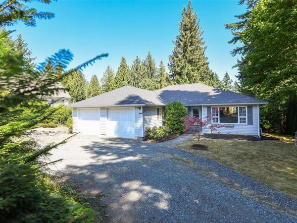 7730 Vivian Way , Fanny Bay, BC V0R 2W0