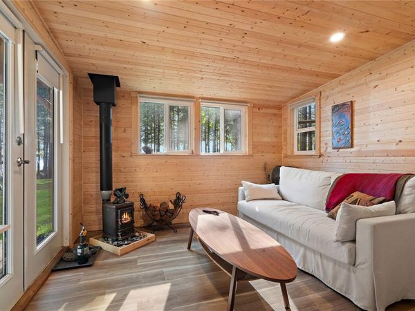 377 Evergreen Lane, Sidney Island, BC V8L 5Y9