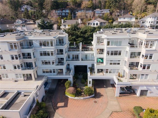 5110 Cordova Bay Rd , Unit #306, Saanich, BC V8Y 2K5