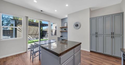 10577 Eagle Falls Way, Reno, NV 89521 Photo