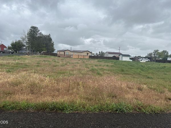 3366 2nd Street, Bonanza, OR 97623