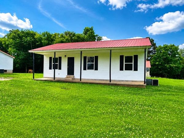 188 Doris St, Russellville, AL 35653